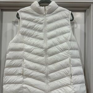 White Quilted Puffer Vest - Sleeveless Zip Front